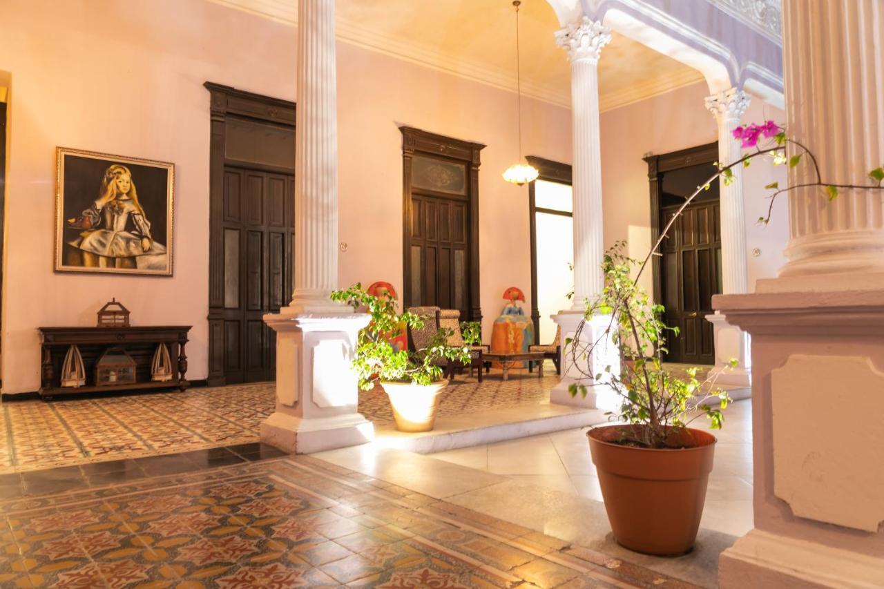 Hotel Lavanda Cas Mérida Exterior foto Interior of the hotel